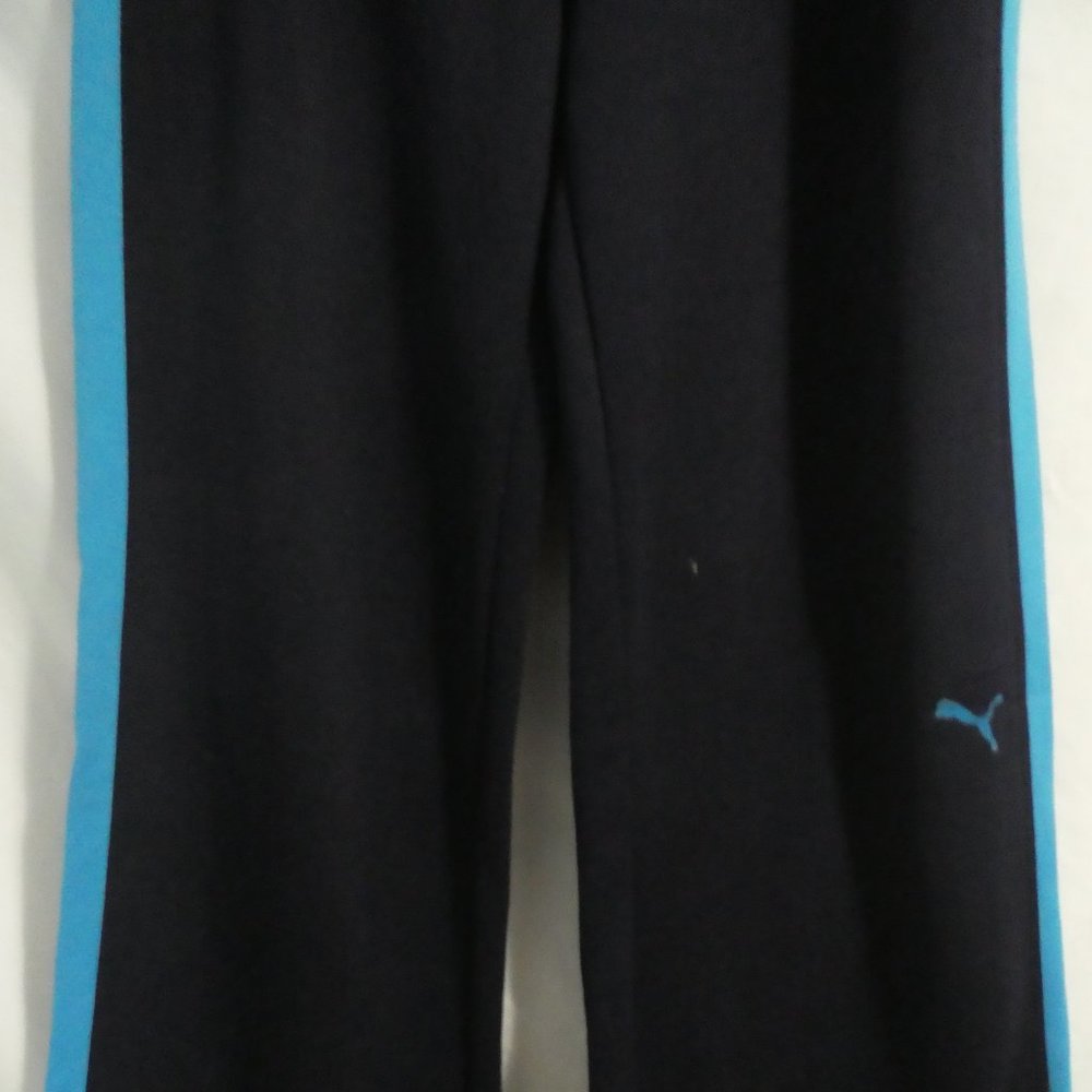 PUMA | medium | Navy joggers with blue, navy and white stripes | drawstring - Picture 4 of 16